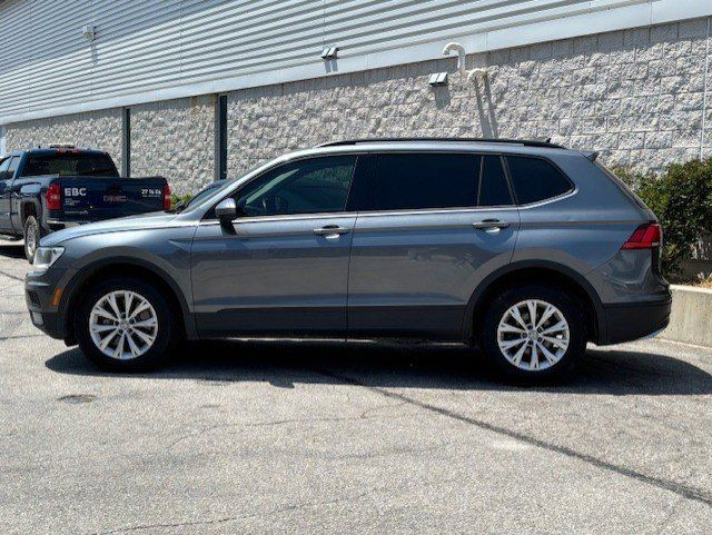 2018 Volkswagen Tiguan Trendline 4MOTION **CAMERA-HEATED SEATS-B in Cars & Trucks in City of Toronto - Image 2