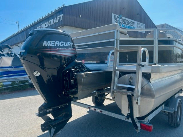 2015 Princecraft Vectra 21 Sport Mercury 115hp (116h) 3 tubes  in Powerboats & Motorboats in Sherbrooke - Image 2