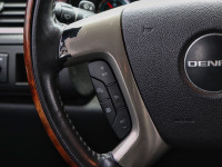 2009 GMC Yukon XL Denali AWD This vehicle is being sold "as is," unfit, not e-tested and is not repr... (image 9)