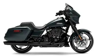 After nearly two decades spent on the open road, the Street Glide redefines touring with a liquid-co...