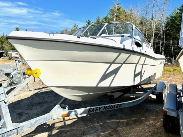 2023 COASTAL 198 WT (Walk Through) Fiberglass Boat in Powerboats & Motorboats in Bridgewater - Image 2