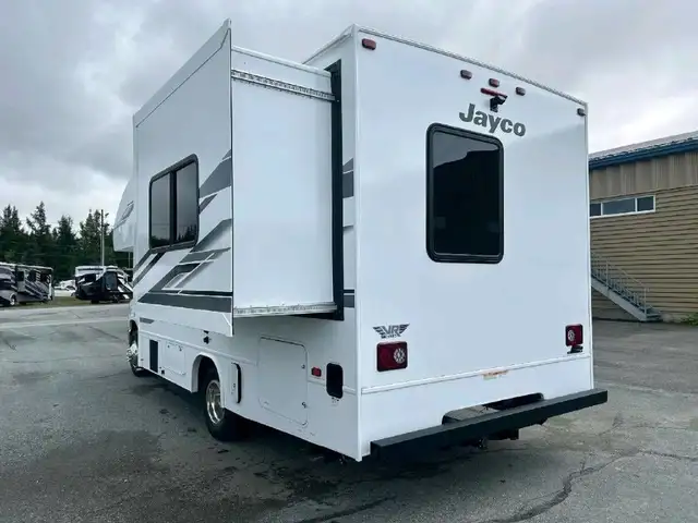 2025 JAYCO Redhawk SE 22CF in RVs & Motorhomes in Thetford Mines - Image 9