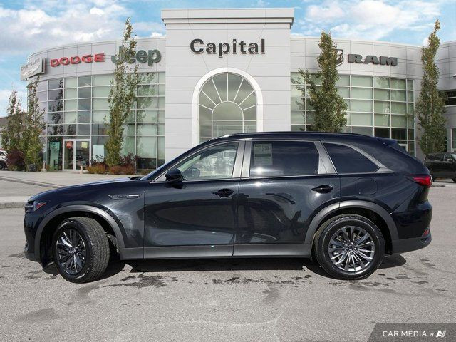 2025 Mazda CX-70 MHEV GS-L AWD | Accident Free Carfax in Cars & Trucks in Edmonton - Image 2
