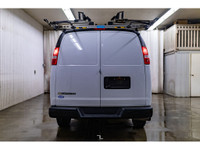 **ONE OWNER - ACCIDENT FREE** 138,224 KM This 2019 Chevrolet Express 2500 Cargo Van is powered by a... (image 6)