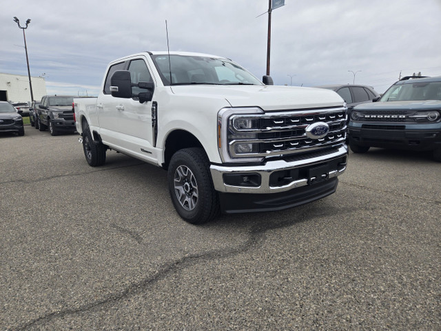 2025 Ford F-350 LARIAT | HITCH PREP PKG | ULTIMATE PKG | 360 CAM in Cars & Trucks in Calgary - Image 3