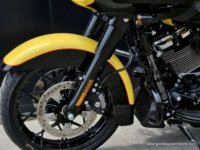 2023 Harley-Davidson FLTRXS Road Glide Special in Sport Touring in Oshawa / Durham Region - Image 18