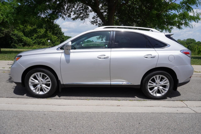 2010 Lexus RX 450h ULTRA PREMIUM 2 / NO ACCIDENTS/ DUAL DVD'S/ H in Cars & Trucks in Mississauga / Peel Region - Image 2