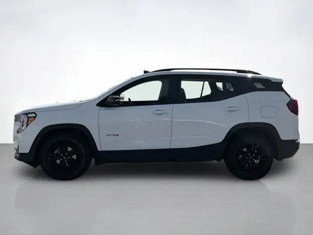 2022 GMC Terrain AT4 | Panoramic Sunroof | Bose Audio in Cars & Trucks in Calgary - Image 3