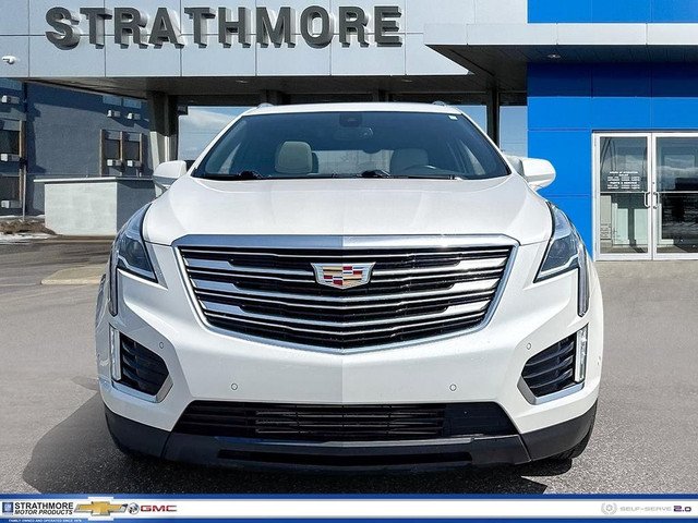 2018 Cadillac XT5 in Cars & Trucks in Calgary - Image 2