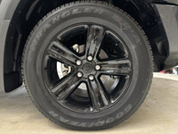 This Ram 1500 Classic is equipped with: Premium Cloth Bucket Seats, Remote Start, Front Heated Seats... (image 9)