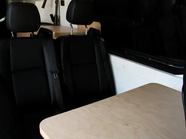 2022 Mercedes-Benz Sprinter 2500 Équipage 4x4 Emp. 170po. Toit S in Cars & Trucks in City of Montréal - Image 21