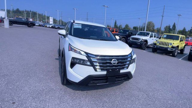 2024 Nissan Rogue S | AWD | Backup Camera | Heated Seats in Cars & Trucks in Prince George - Image 4