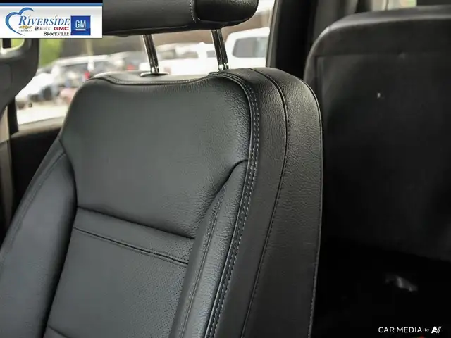 2021 GMC Sierra 2500HD Denali in Cars & Trucks in Brockville - Image 24