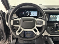 Le Land Rover Defender 110 P400 X-Dynamic SE 2024 est un VUS pleine grandeur équipé d’un moteur six... (image 4)