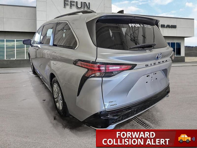 2022 Toyota Sienna LE 8-Passenger AWD RARE FIND | AWD SIENNA?!?! in Cars & Trucks in Saskatoon - Image 3