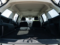 BLACK PREMIUM CLOTH LOW-BACK SEATS,WHITE,TRANSMISSION: AUTOMATIC (STD),WHEELS: 17 X 6.5 STEEL W/COVE... (image 8)