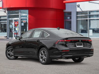 Cloth, 17" Aluminum Alloy Wheels, 4-Wheel Disc Brakes, 8 Speakers, ABS brakes, Air Conditioning, AM/... (image 4)