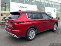 Only 22,500 Miles! This Mitsubishi Outlander boasts a Regular Unleaded I-4 2.5 L/152 engine powering... (image 4)