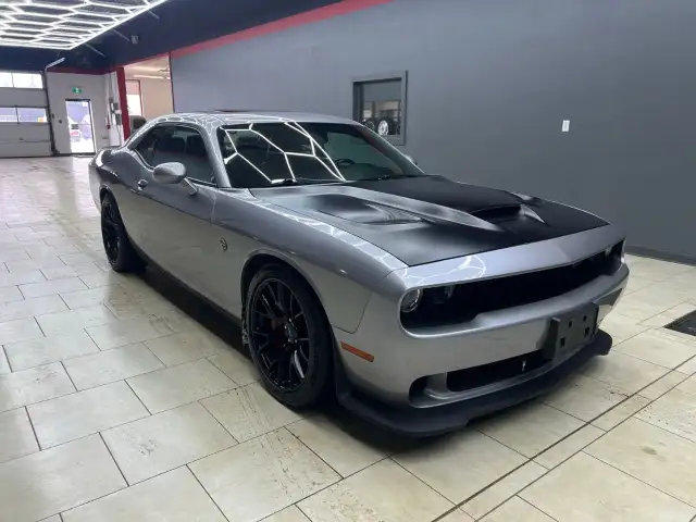 2016 Dodge Challenger in Cars & Trucks in Edmonton - Image 13