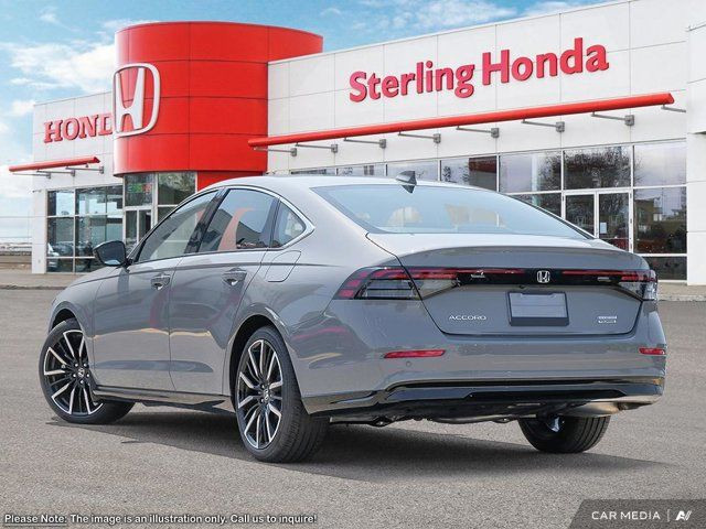 2025 Honda Accord Hybrid Touring in Cars & Trucks in Hamilton - Image 4