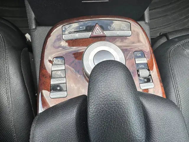2008 Mercedes-Benz S-Class 4dr Sdn 5.5L V8 4MATIC in Cars & Trucks in Oakville / Halton Region - Image 22