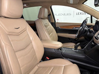 Discover unparalleled sophistication in the 2019 Cadillac XT5 Platinum, draped in a stunning Crystal... (image 6)