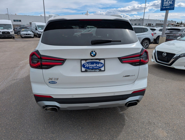 2022 BMW X3 xDrive30i 2.0T, NAVIGATION, SUNROOF, LEATHER HEAT... in Cars & Trucks in Calgary - Image 4