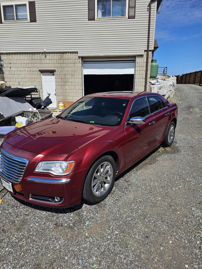 2014 Chrysler 300 C