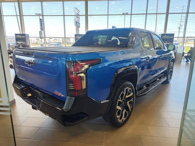 2025 Chevrolet Silverado EV Max Range RST - Sunroof in Cars & Trucks in Mississauga / Peel Region - Image 4