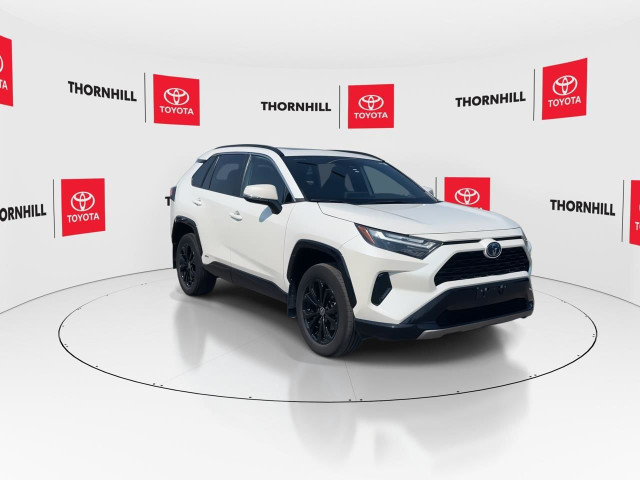2022 Toyota RAV4 Hybrid SE NEW OIL CHANGE,NEW ALIGNMENT,NO AC... in Cars & Trucks in City of Toronto - Image 3