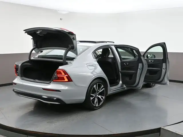 2024 Volvo S60 B5 B5 CORE SUNROOF, NAVIGATION, HEATED POWER SEAT in Cars & Trucks in City of Halifax - Image 48
