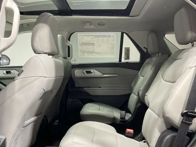 2025 Ford Explorer Active in Cars & Trucks in Strathcona County - Image 24
