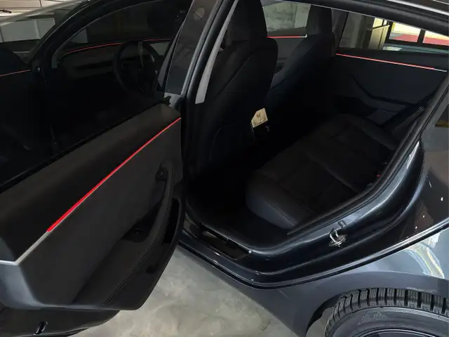 Tesla Model 3 2024 in Cars & Trucks in Markham / York Region - Image 92