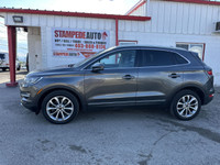 AWD | HEATED AND COOLED LEATHER SEATS This 2017 Lincoln MKC Select AWD is a compact luxury SUV offer... (image 4)