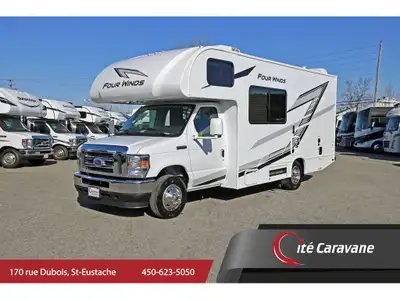 Thor Motor Coach Fourwinds 21Z Classe C Extérieur : Silverstream, intérieur Nantuckblue + Malibu env...