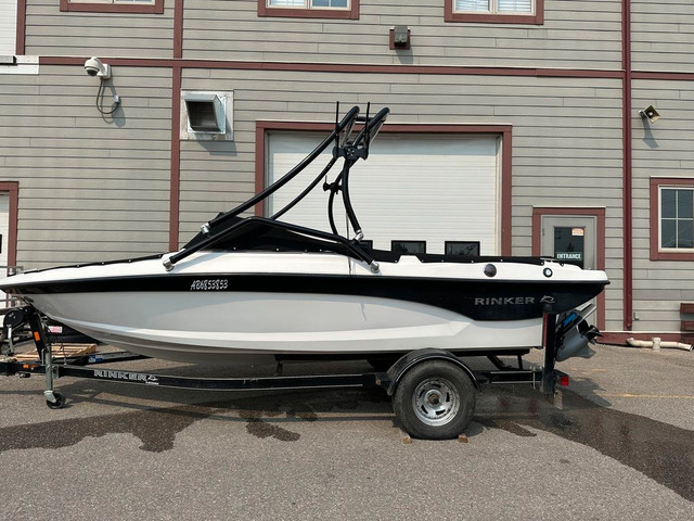  2010 Rinker Boat Co 186 BR FINANCING AVAILABLE in Powerboats & Motorboats in Kelowna - Image 3