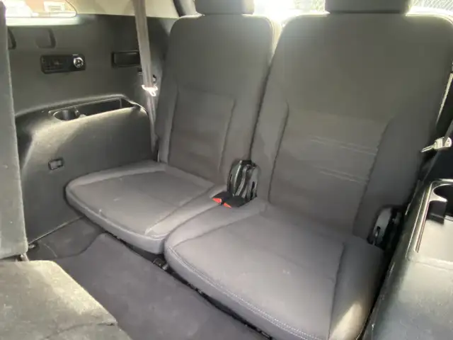 2017 Kia Sorento AWD 7 Passengers back up camera- Priced to Sell in Cars & Trucks in Edmonton - Image 8