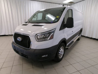 Value Market Pricing, Air Conditioning, Chrome High-Intensity Discharge (HID) Headlamps, Exterior Up... (image 3)