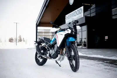 Engine Type: 2-cylinder inline, 4-stroke, liquid-cooled, DOHC, 270? crankshaft Displacement: 449 cc...