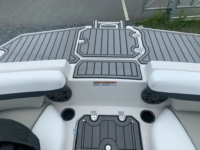 2022 Starcraft SVX 211 OB RABAIS EN COURS,REMORQUE INCLUSE,NEUF, in Powerboats & Motorboats in Thetford Mines - Image 26
