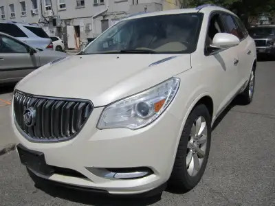 7 PASSENGERS. FINISHED IN PEARL WHITE WITH BROWN LEATHER INTERIOR. PANORAMIC MOON ROOF, CAPTAIN CHAI...