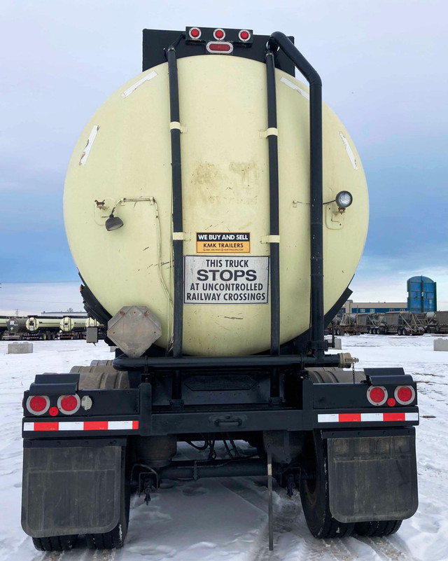 2007 Advance 54,500 Liter Crude Oil Tanker Trailer / Roper Pump in Heavy Equipment in Edmonton - Image 3