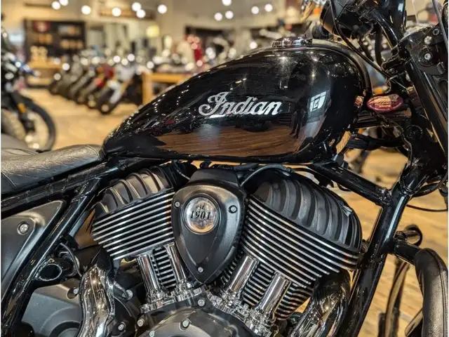 2022 Indian Motorcycle Super Chief ABS // Black Metallic in Street, Cruisers & Choppers in Winnipeg - Image 8