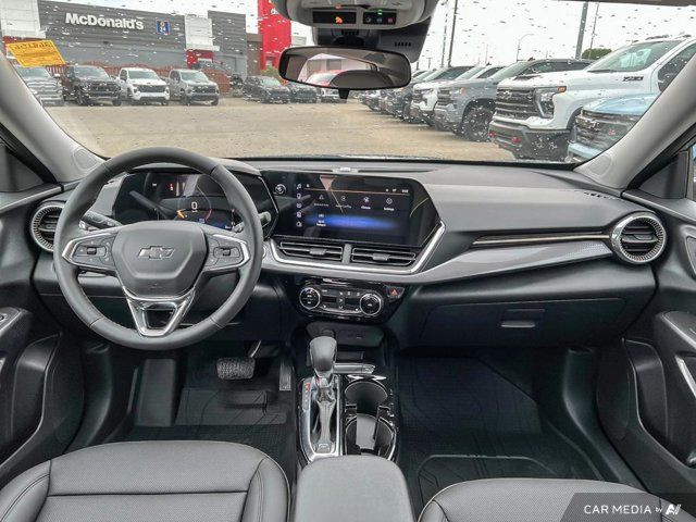 2025 Chevrolet Trax ACTIV FWD | Heated Seats & Steering in Cars & Trucks in Strathcona County - Image 4