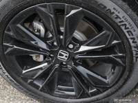 * Real Time AWD with Intelligent Control System * Four-mode drive system (Sport, Normal, Econ, Snow)... (image 8)