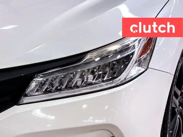 2017 Honda Accord Touring V6 w/ Apple CarPlay, Heated Front Seat in Cars & Trucks in Ottawa - Image 8