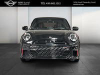 MINI Laval vous présente l'incroyable *MINI John Cooper Works 3 portes 2025*. L'expérience John Coop... (image 1)
