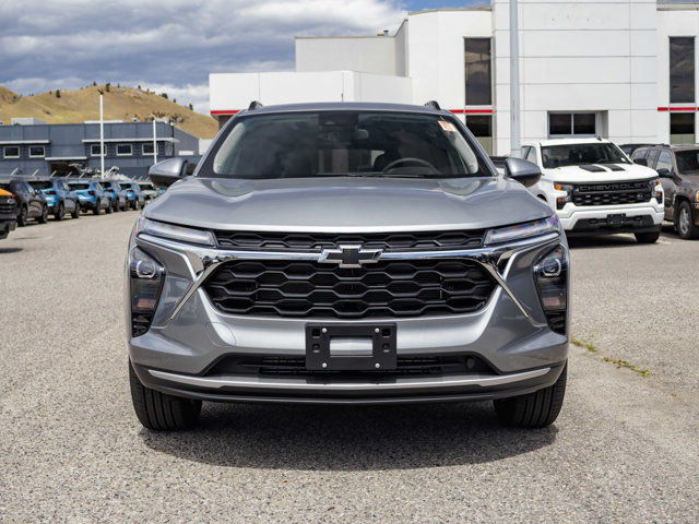 2025 Chevrolet Trax LT in Cars & Trucks in Kelowna - Image 3