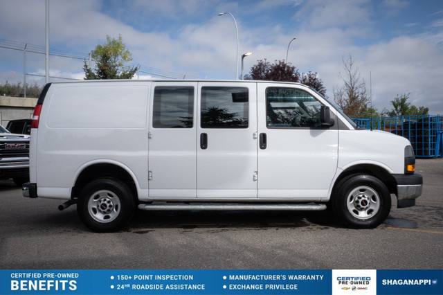 2023 GMC Savana Cargo Van Work Van | CLEAN CARFAX in Cars & Trucks in Calgary - Image 4