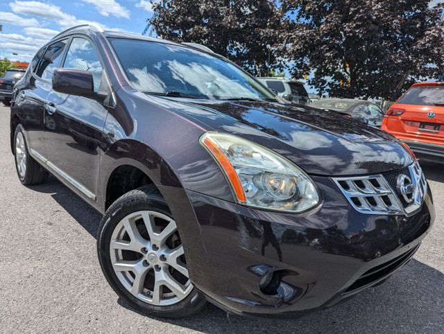 2011 Nissan Rogue SL in Cars & Trucks in Ottawa